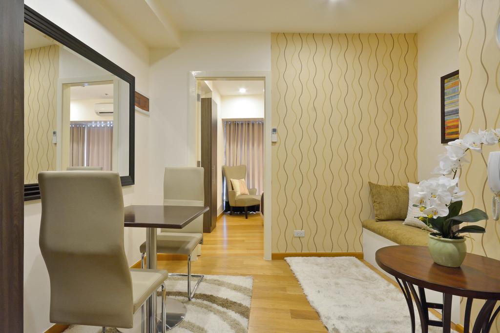 Milano Versace Suites 마카티 외부 사진