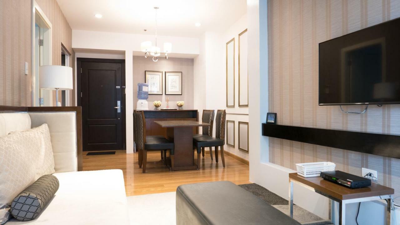 Milano Versace Suites 마카티 외부 사진